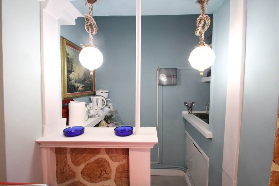 House | Private kitchenette