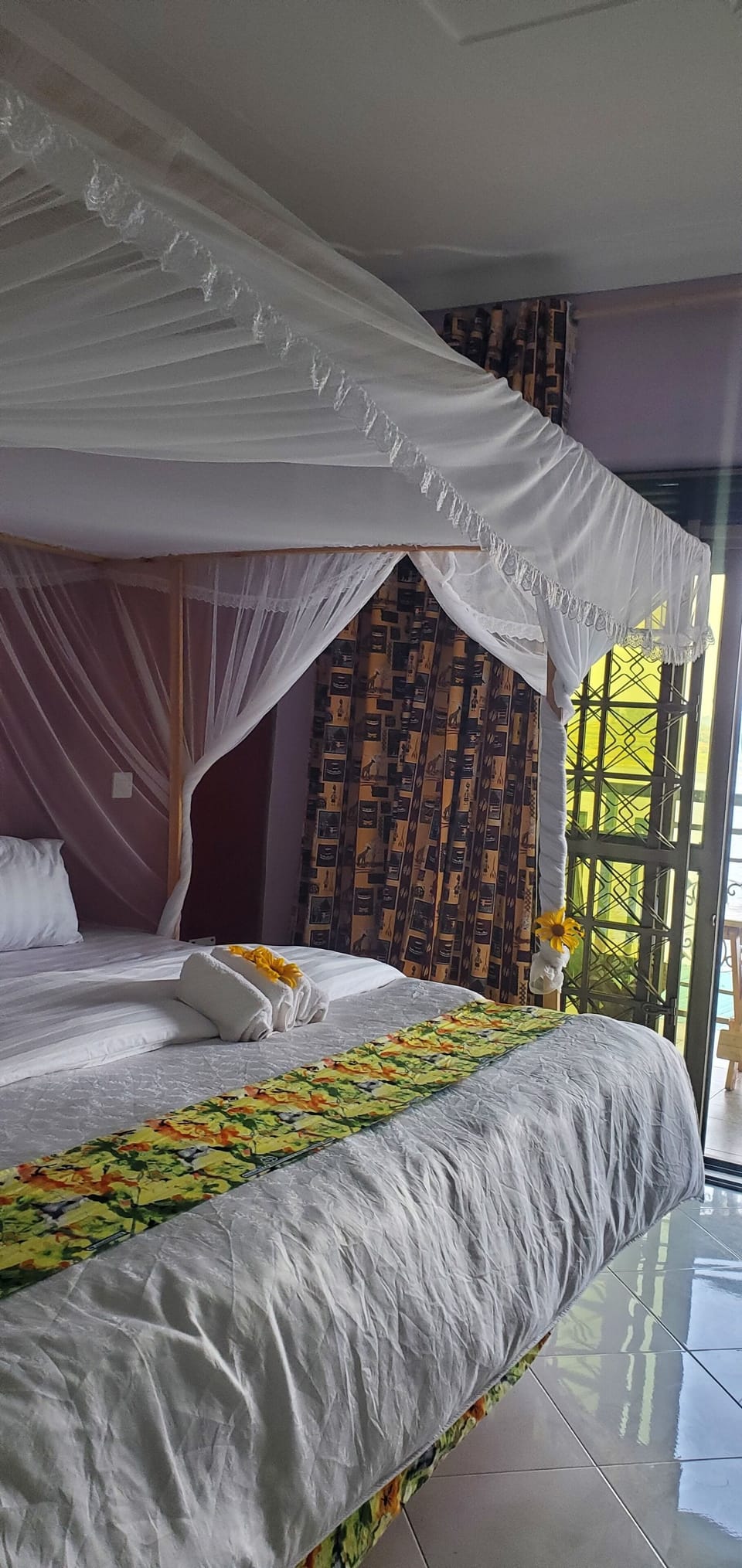 Standard Double Room, Balcony, Lake View | Bed sheets