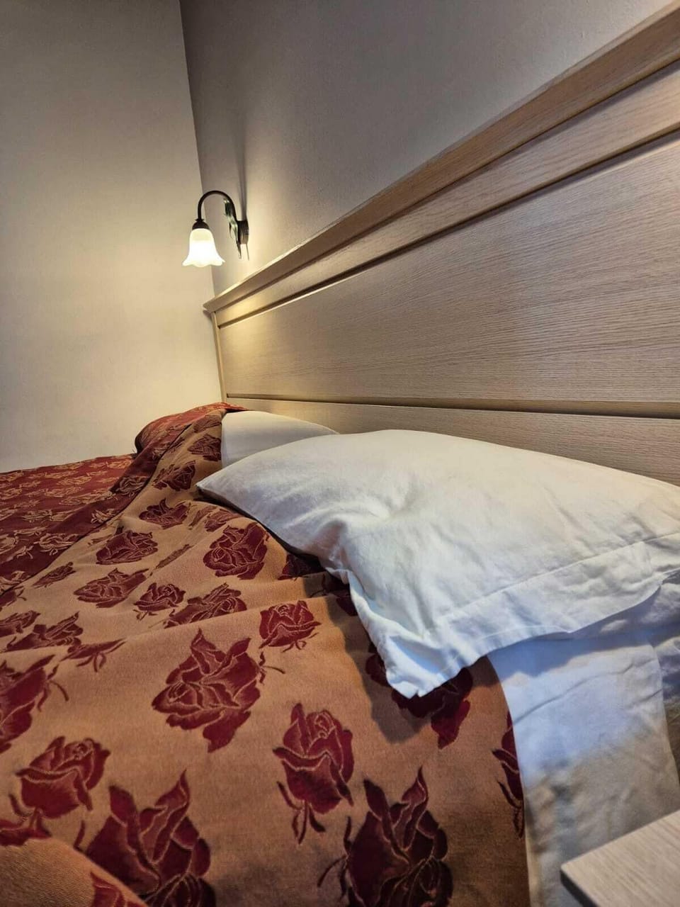 Double Room | Desk, free WiFi