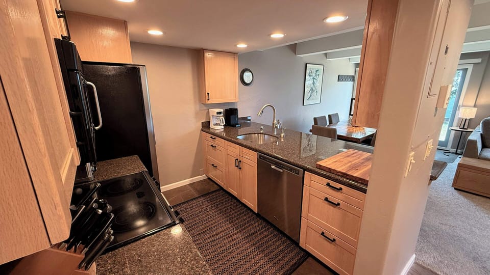 Kitchen with Electric Appliances