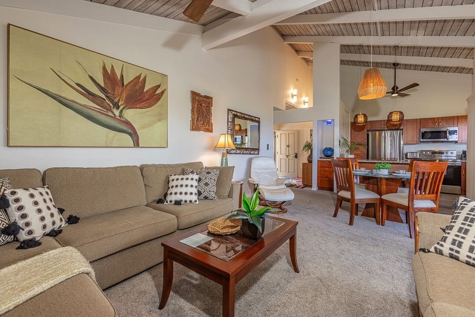 Condo, 1 Bedroom | Living area | Smart TV