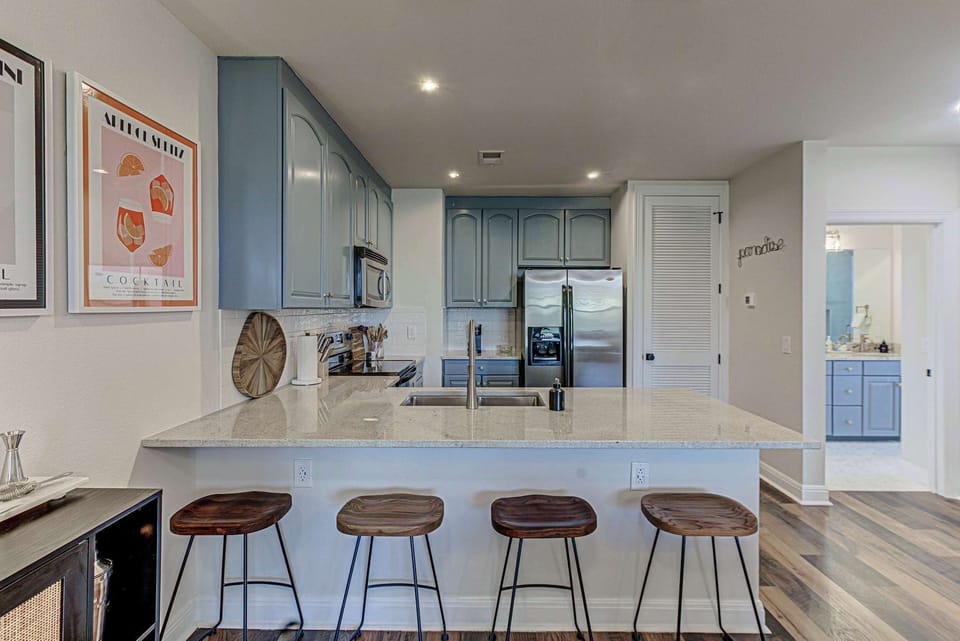 Additional counter seating 
