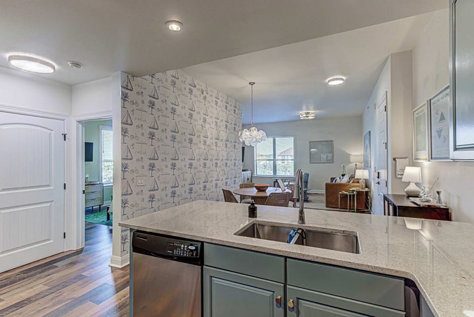 Full kitchen 