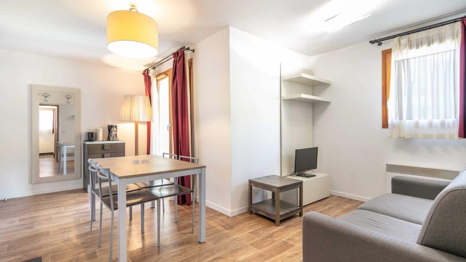 Apartment | Living room