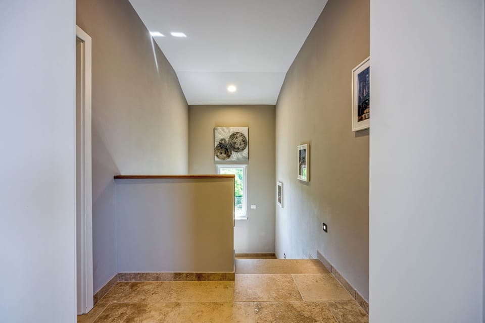 Family Villa, 4 Bedrooms, Balcony (Secluded Pool Villa Tanja /w Sea View) | Interior