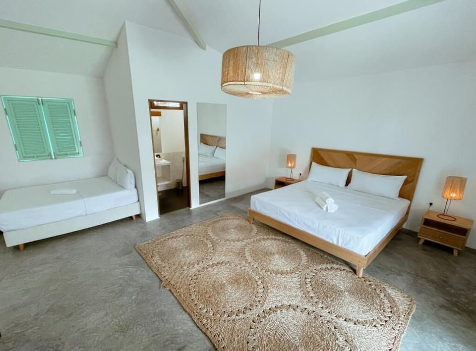 Chalet | In-room safe, desk, laptop workspace, blackout drapes