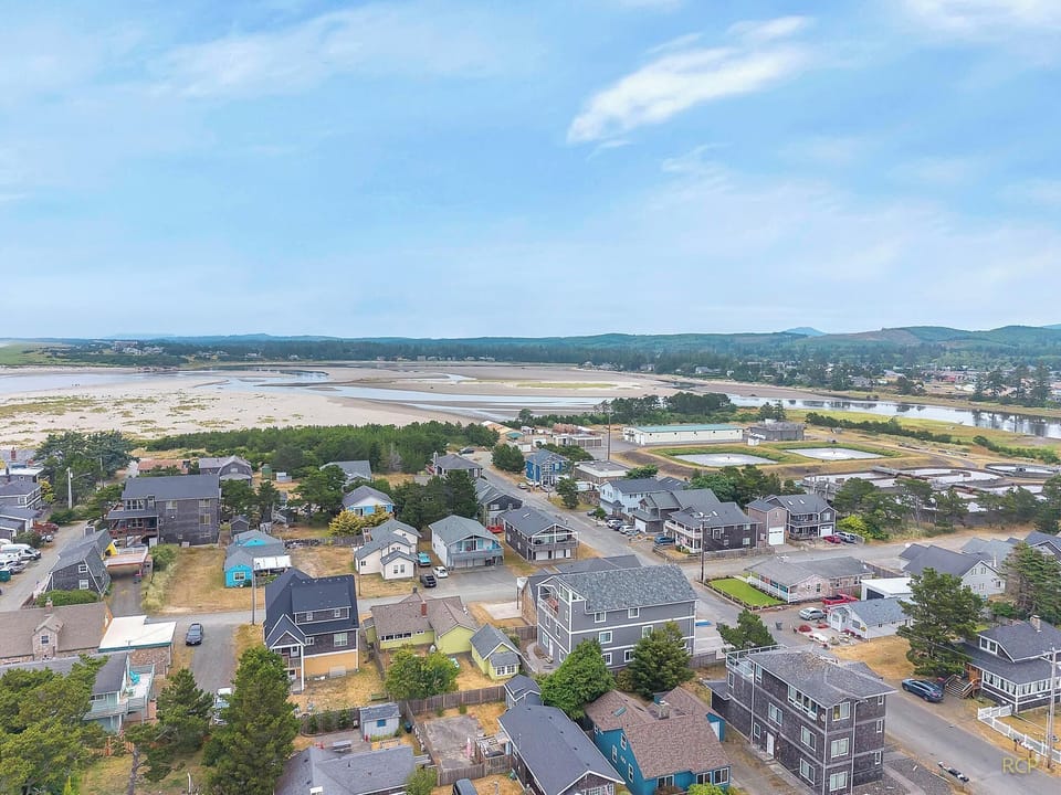 250721North Shore Cottage-13