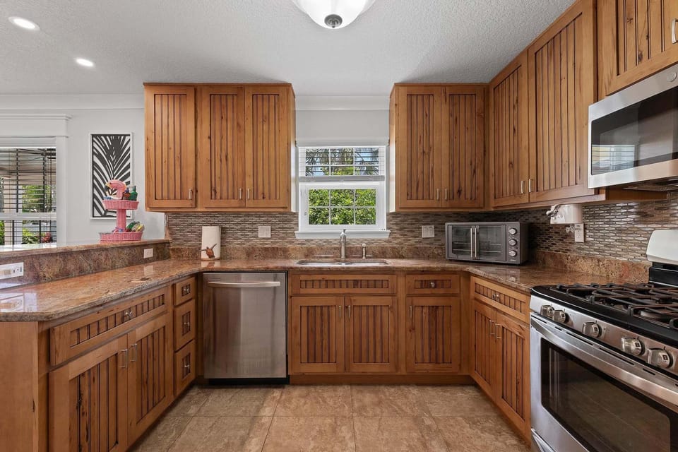 House, Multiple Beds (Casa Honu) | Private kitchen