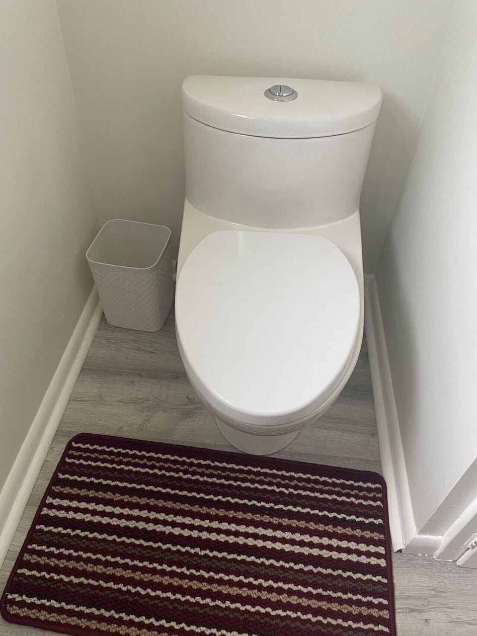 Bathroom toilet