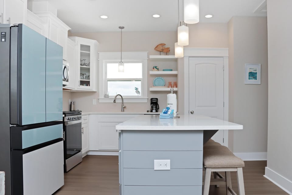 House, Multiple Beds (Reel Amerivibes) | Private kitchen | Oven, toaster