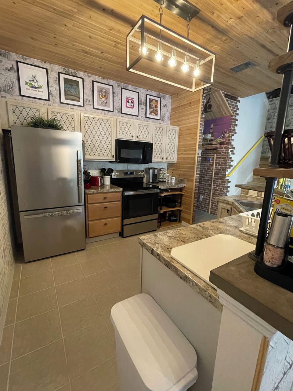 Kitchen 