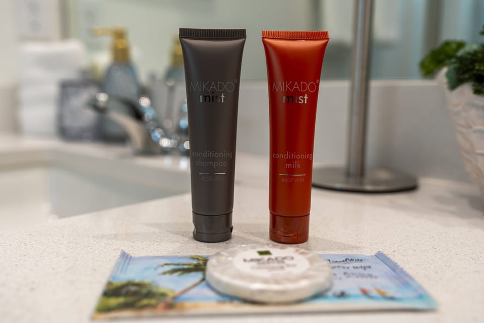 Bathroom amenities