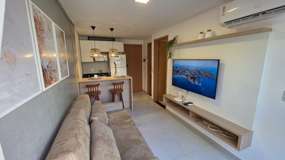 Classic Apartment, Courtyard View | Living area
