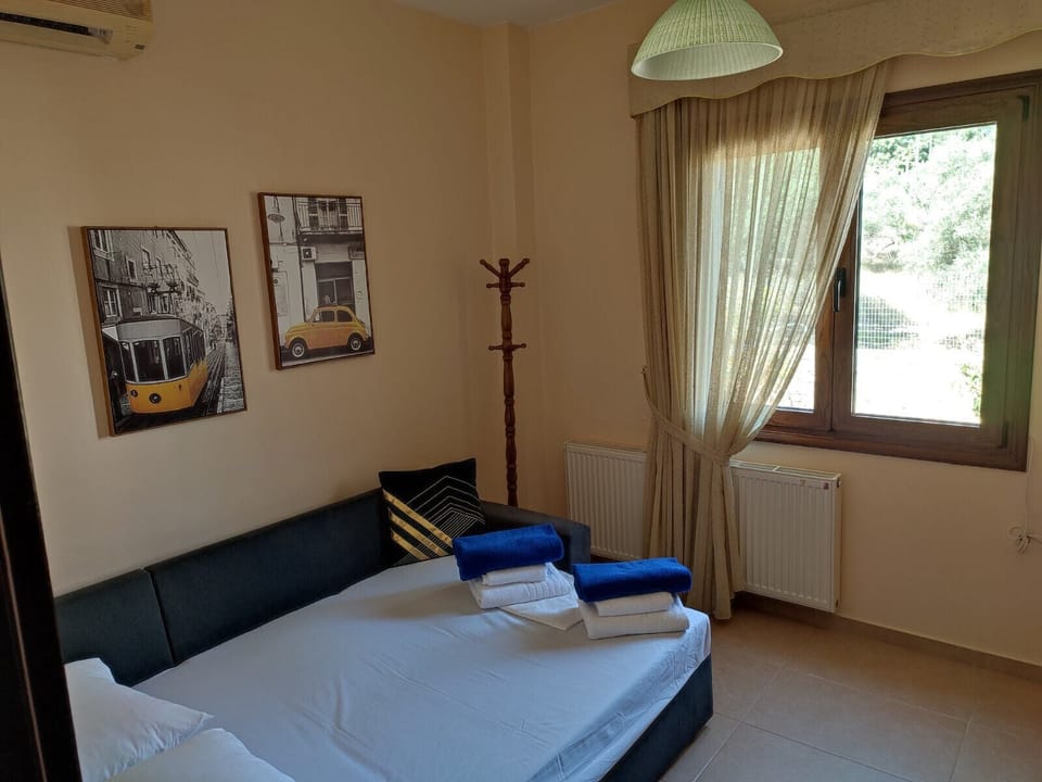 Villa, 4 Bedrooms, Smoking, Private Pool | 4 bedrooms, soundproofing, free cribs/infant beds, bed sheets
