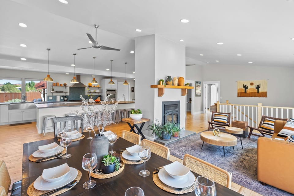 Where comfort meets conversation: dine, sip, and stay a while.