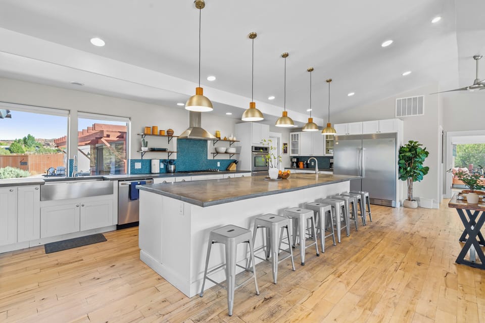 This kitchen is made for big breakfasts, trail snacks, and late-night laughs.