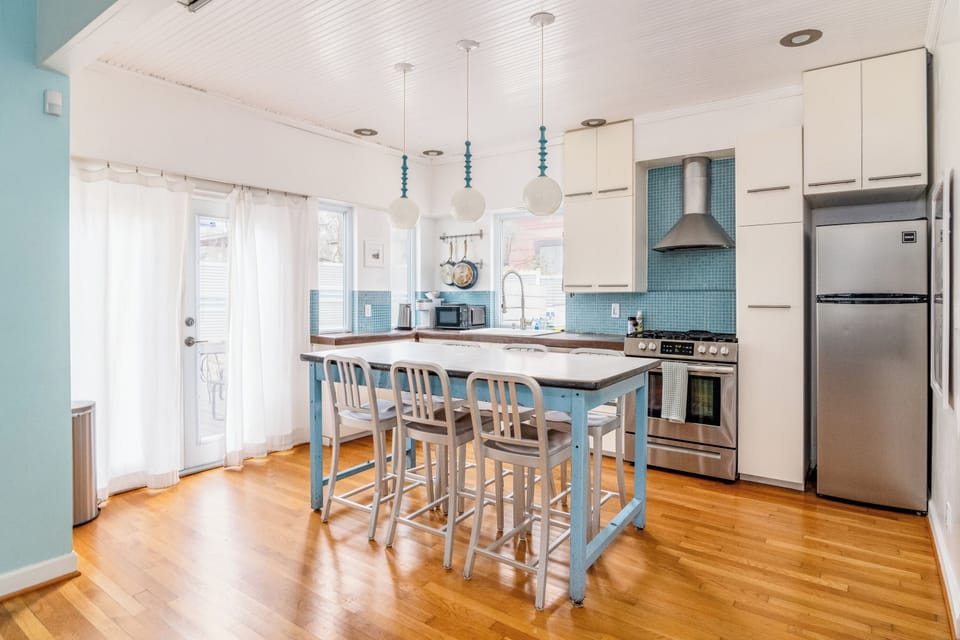 Beautiful kitchen to enjoy meals
