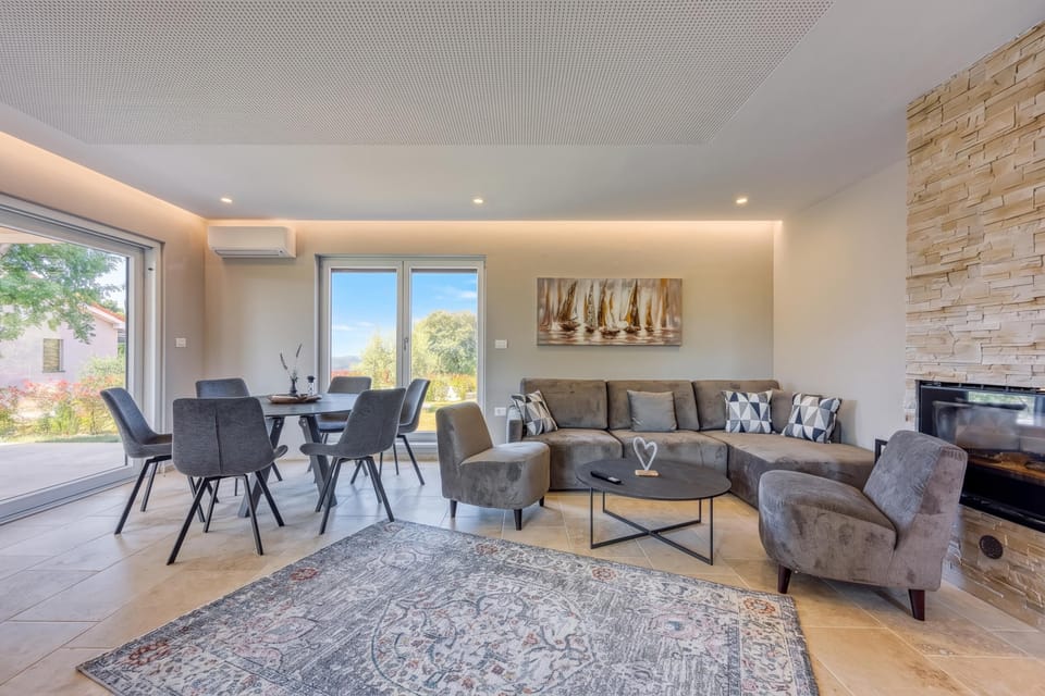Living and dining room