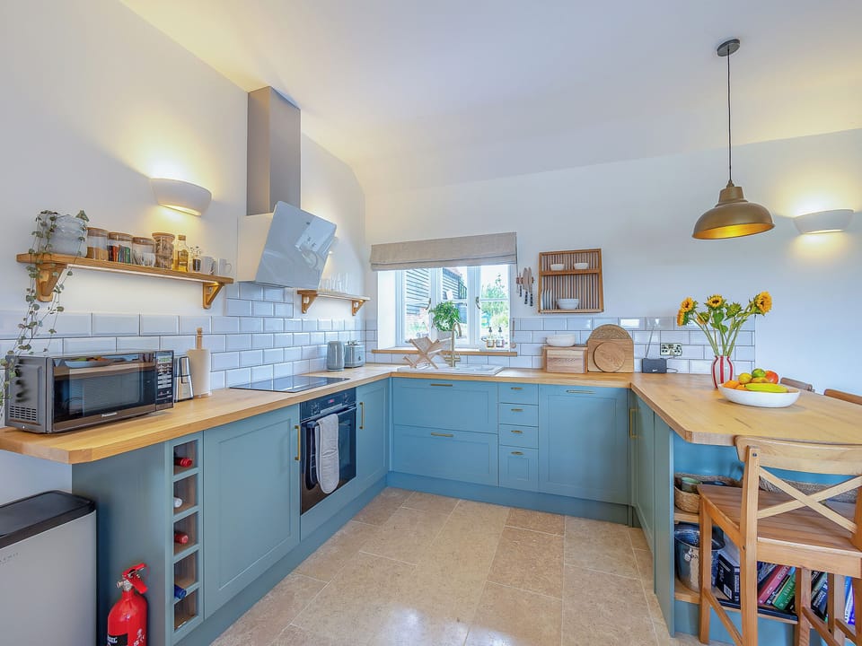 Kitchen/diner | Swallow - Woodsell Farm, Faversham