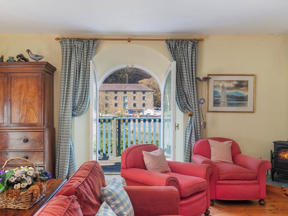 Living area | Llanfor, Fishguard