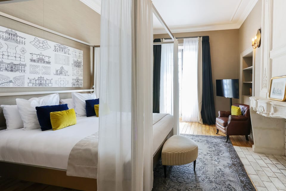 Superior Suite, Harbor View | In-room safe, desk, laptop workspace, soundproofing