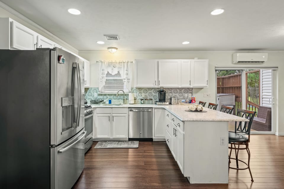 Fully stocked with reliable appliances and utensils.