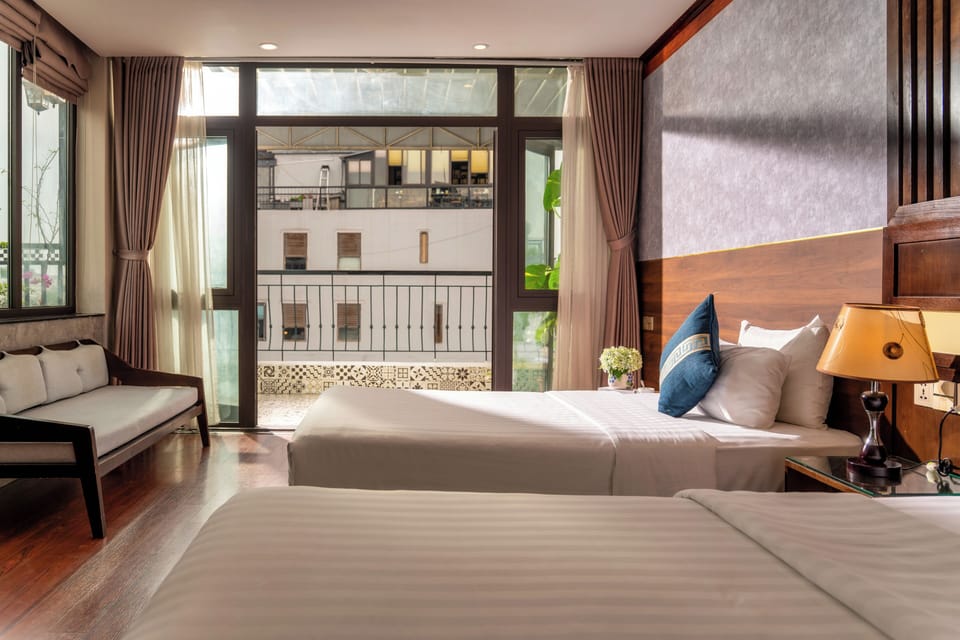 Family Lake View | Hypo-allergenic bedding, minibar, in-room safe, desk