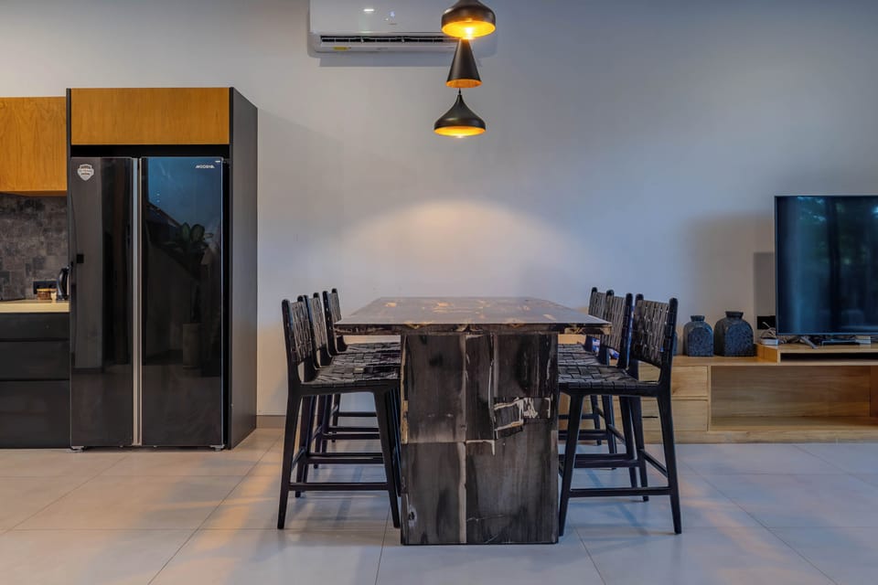 Luxury Villa | Dining room