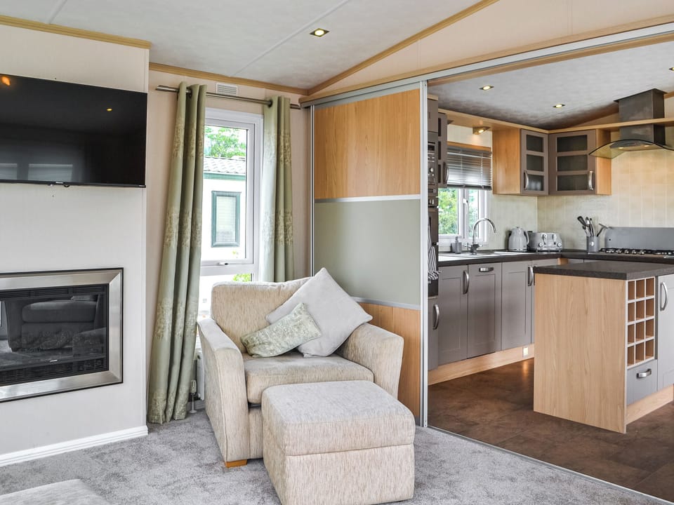 Open plan living space | Lavender Lodge, Patrington Haven