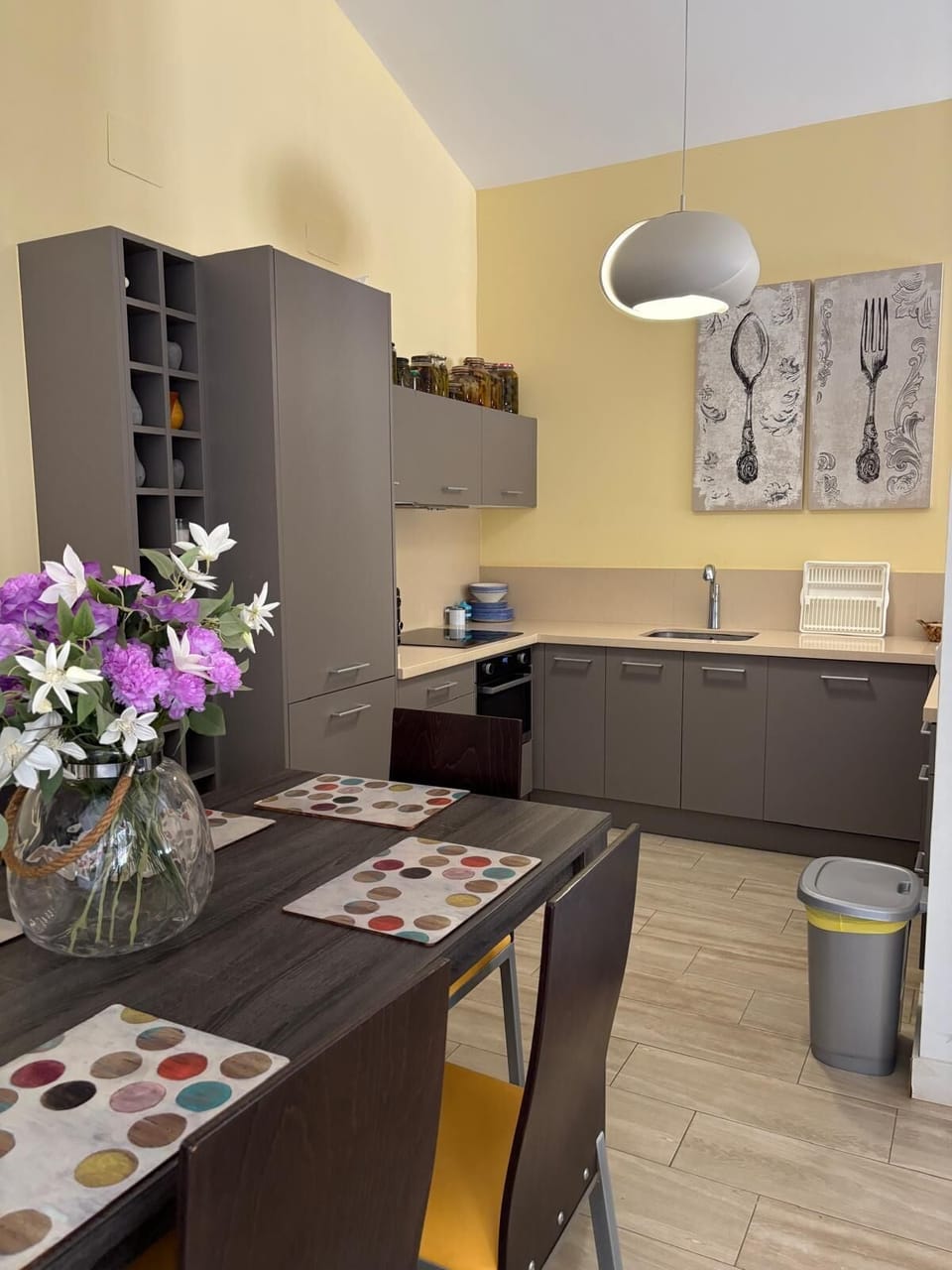 Comfort Villa, Garden View | Private kitchen | Electric kettle