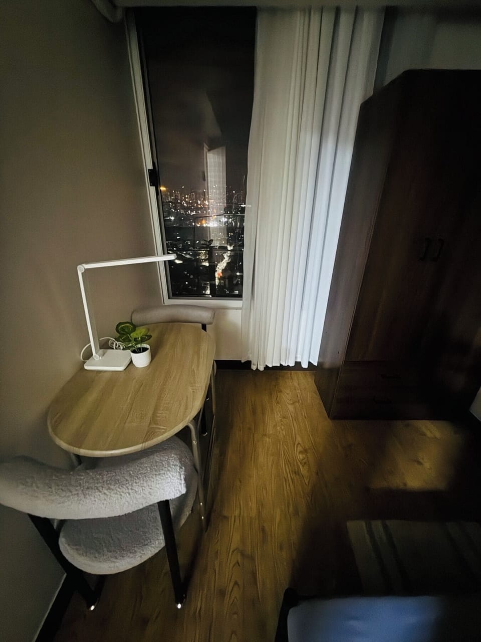 JFam Suites Amina 3006 | Free WiFi