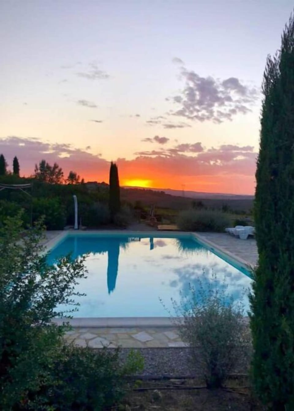 Sunset view over the shared pool 
