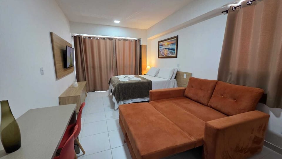 Classic Apartment, Courtyard View | Living area