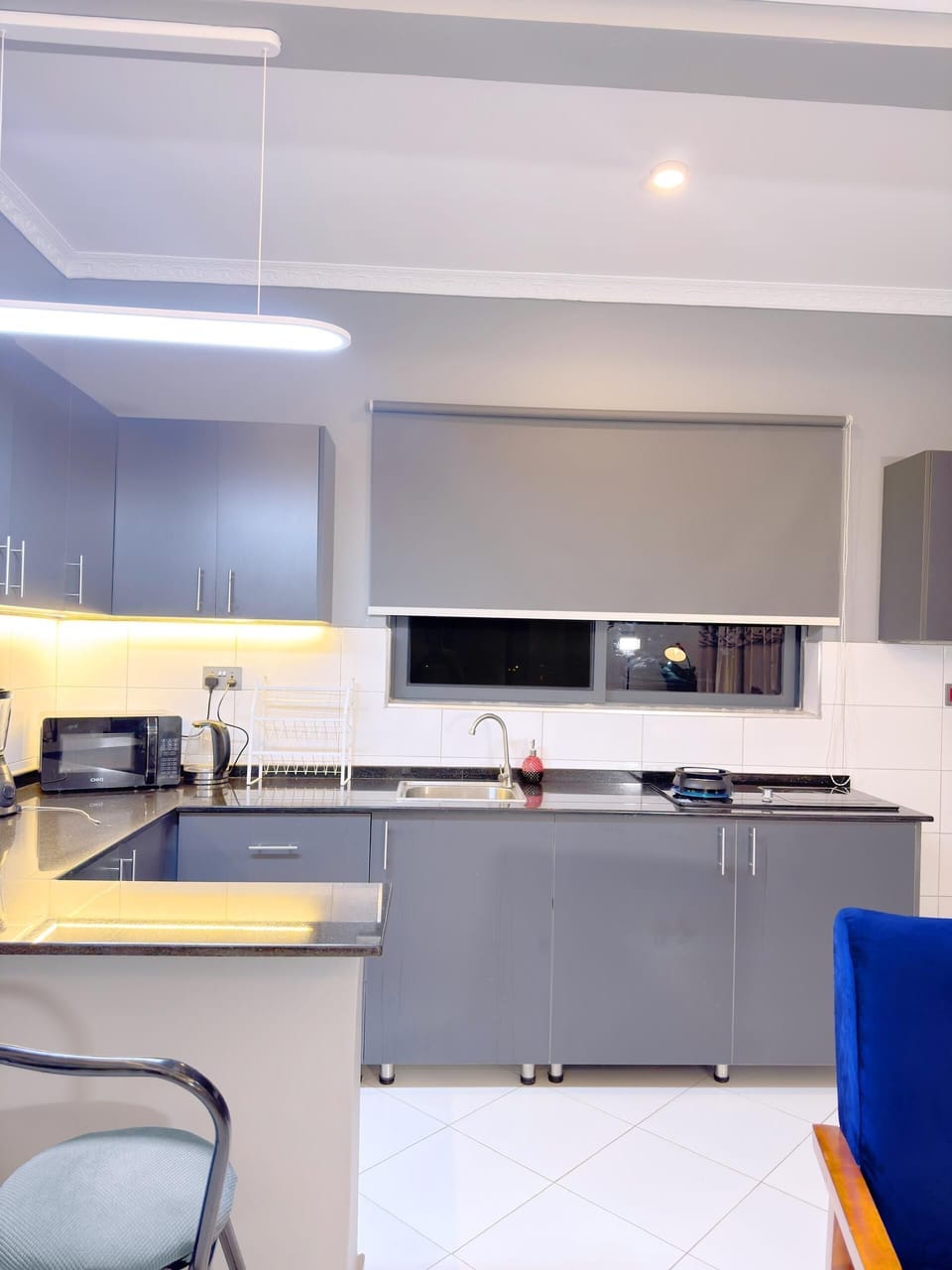 Classic Apartment | Private kitchen | Full-size fridge, microwave, oven, cookware/dishes/utensils