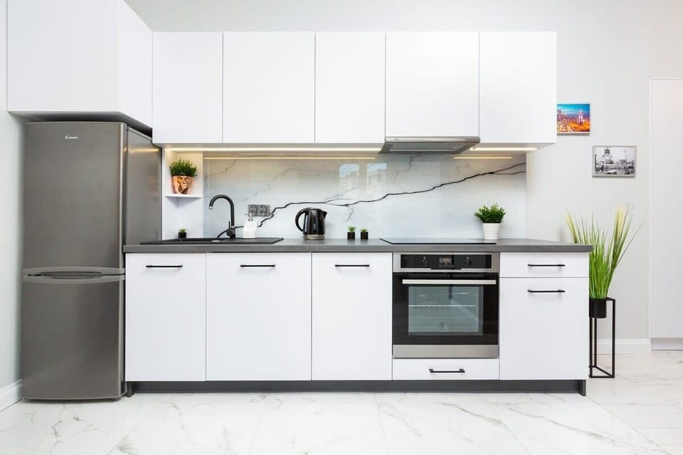 The kitchenette is equipped with all the essentials for cooking delicious meals.