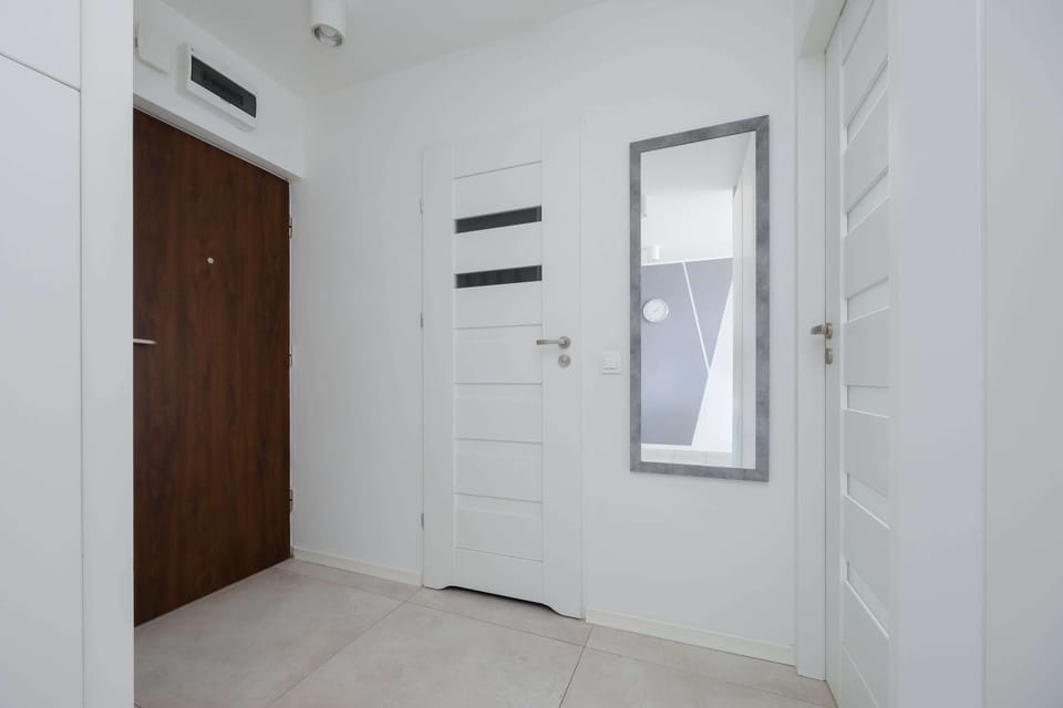 Hallway with mirror.
