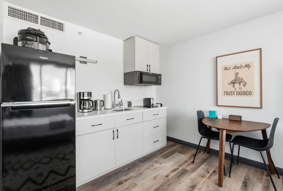Private kitchenette