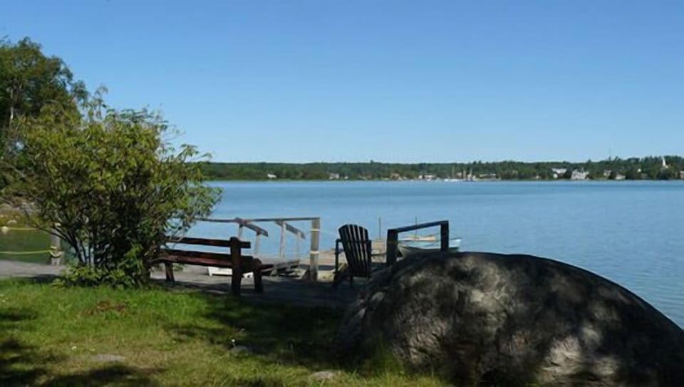 Traditional Cottage, 2 Bedrooms, Kitchen, Bay View (Waterfront Cottage 7) | View from room