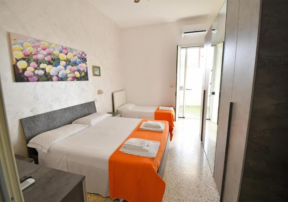 Basic Triple Room, Patio | Free WiFi, wheelchair access