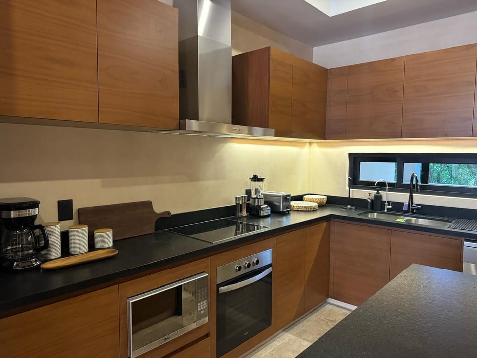 Grand Apartment | Private kitchen
