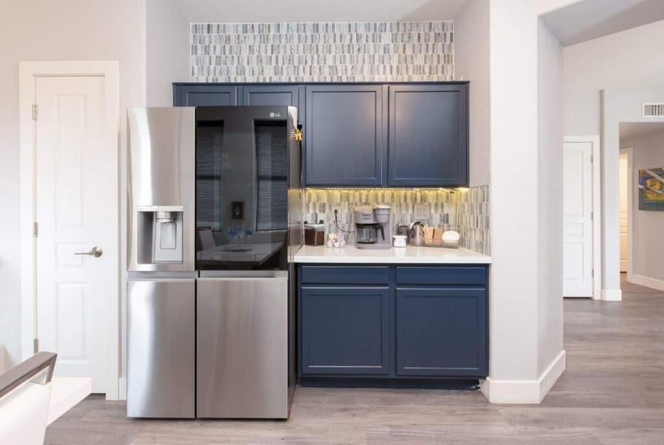 Condo, Air conditioning, Golf View | Private kitchen | Coffee/tea maker