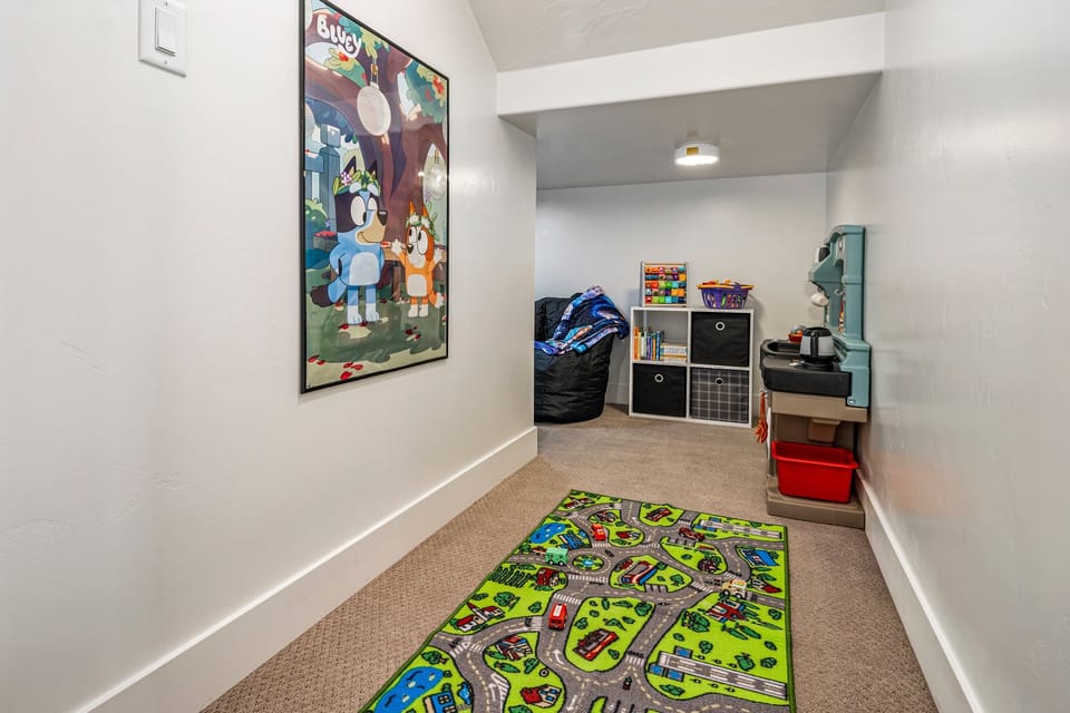 1373 Playroom