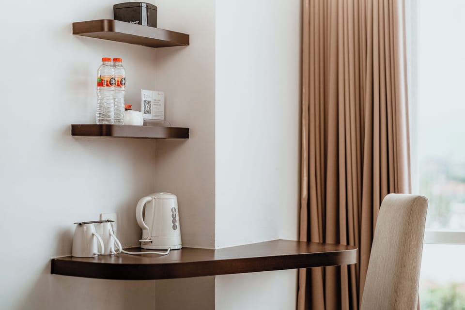 In-room safe, desk, soundproofing, free WiFi