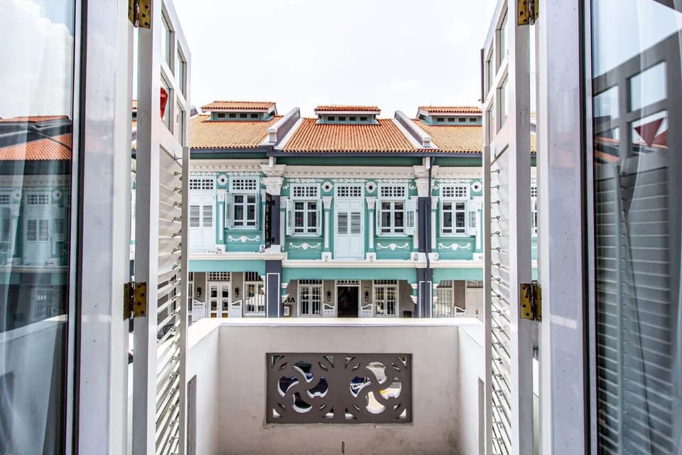 A Hotel Chinatown, 13 Hrs, Stay from 8PM to 9AM Hotel in Singapore