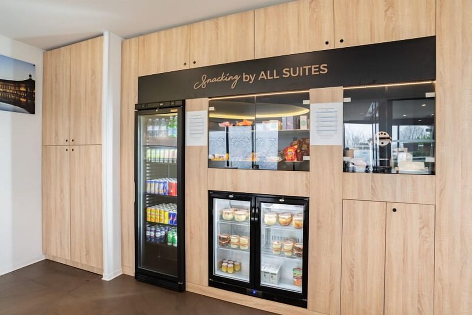 Snack bar