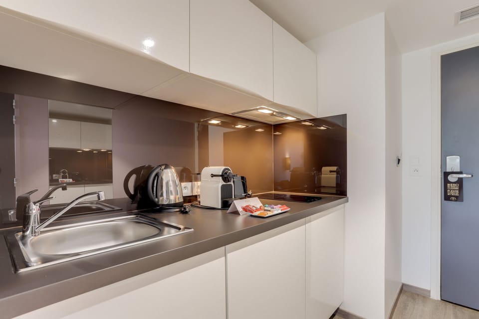 Private kitchenette