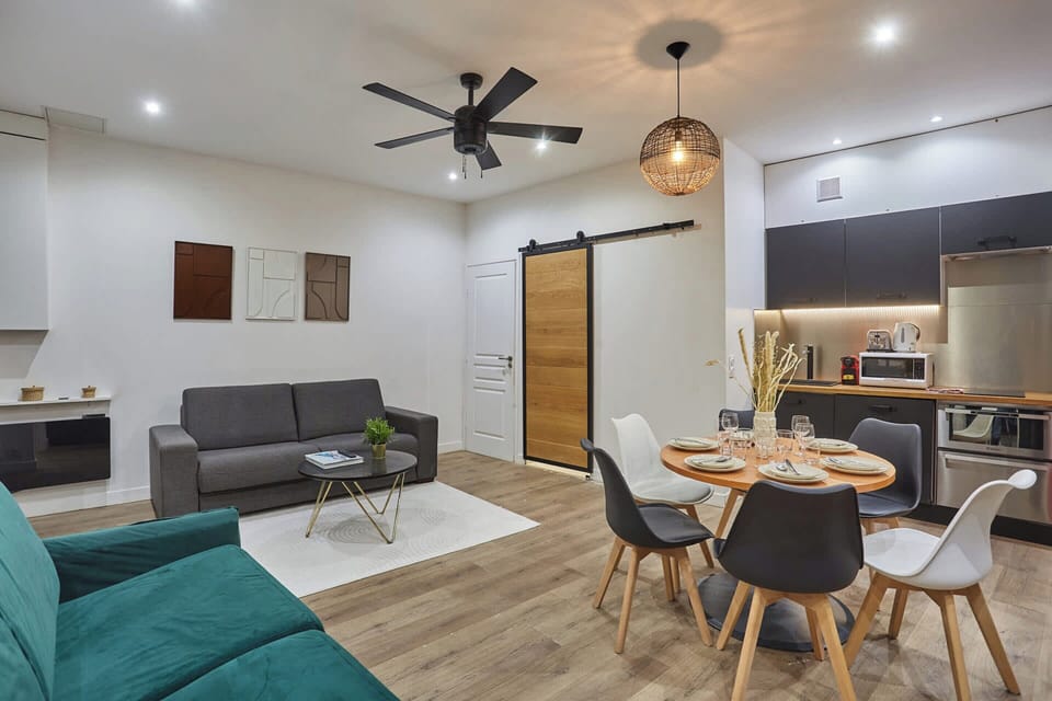 Apartment | Living area