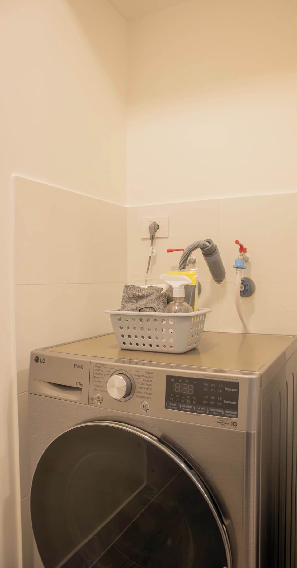 Equipped laundry area