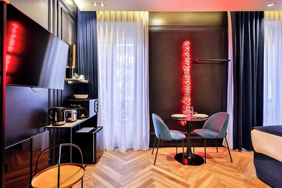 House | Dining