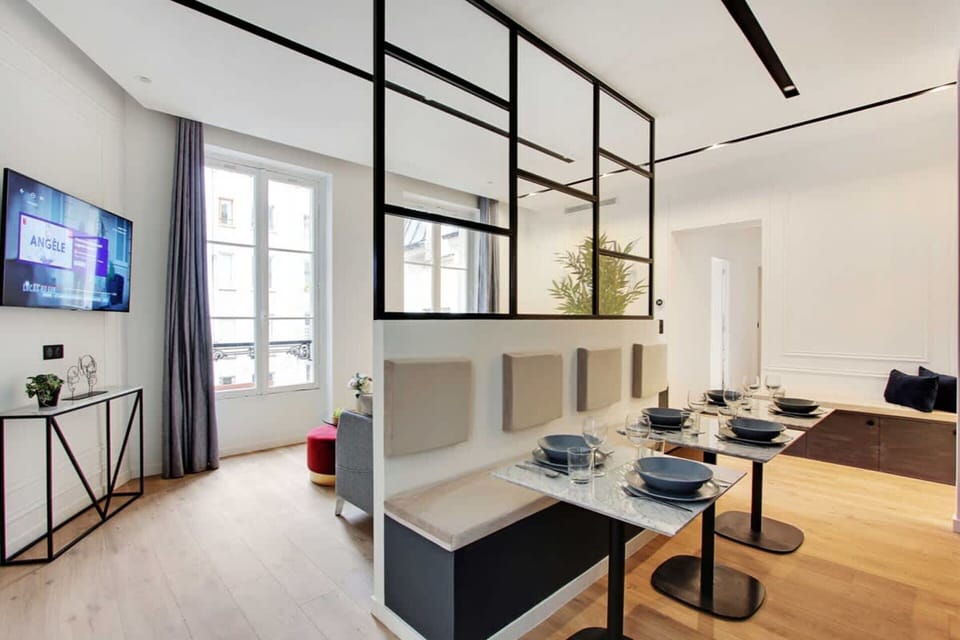 Apartment | Dining